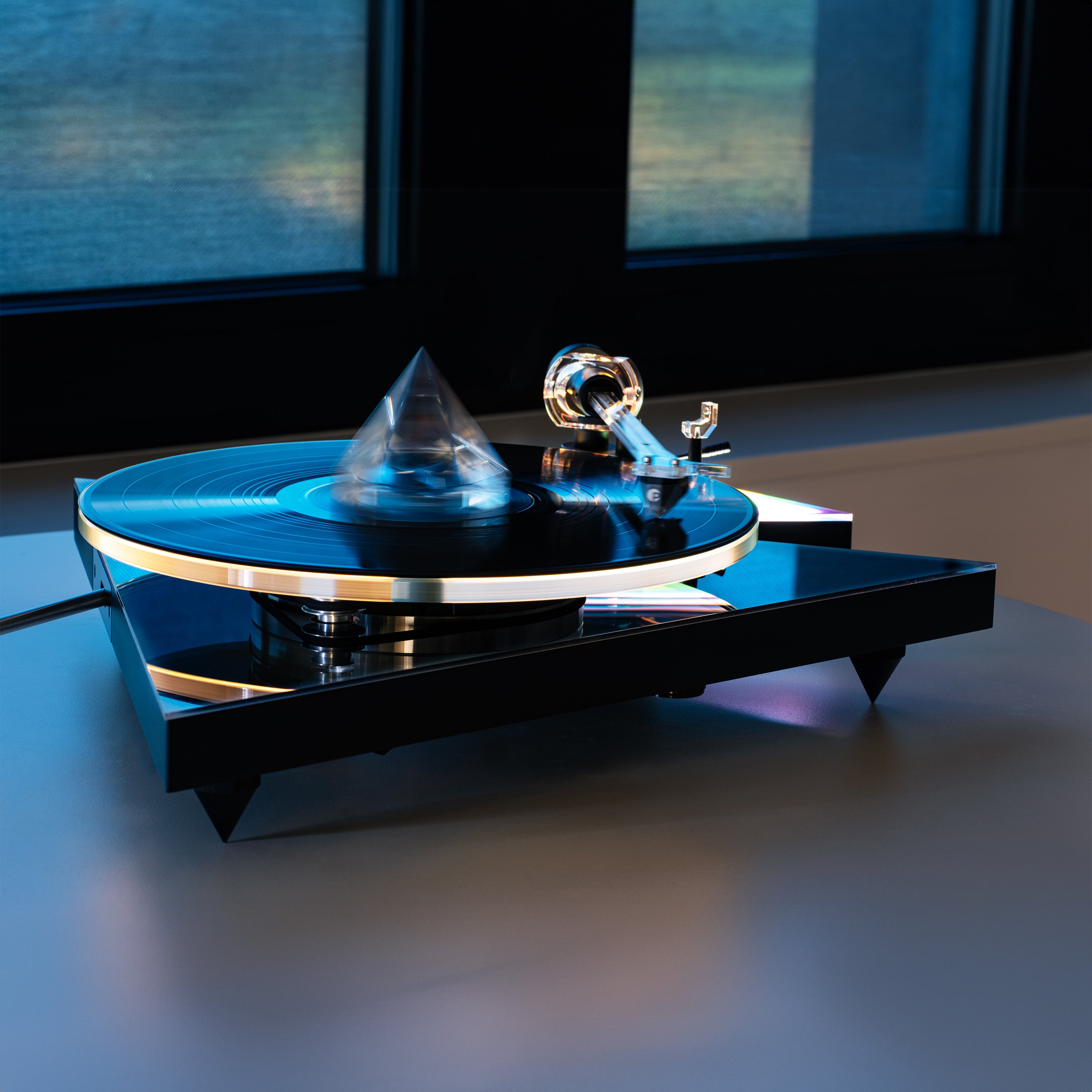 Pro-Ject Dark Side of Moon Turntable (Pick It Pro)